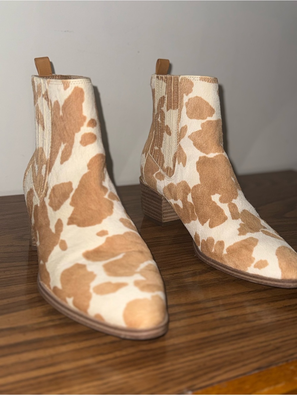 Nine West Tan & Cream Cowhide-Print Chelsea Booties